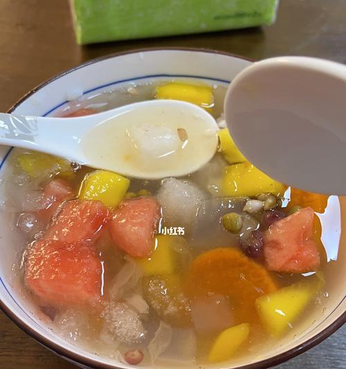 银耳菠萝红枣汤怎么做才甜甜的又养胃？