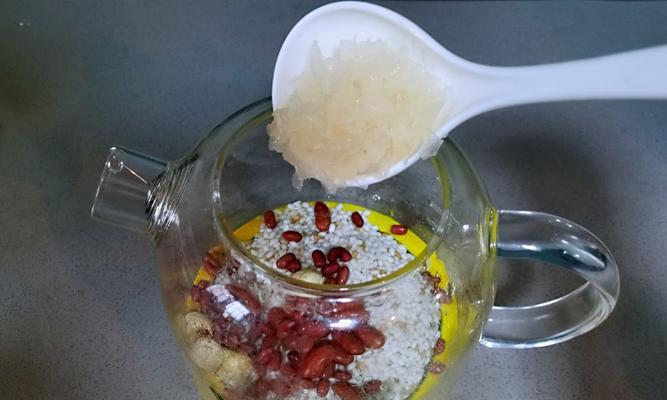 银耳八宝粥怎么做？有哪些步骤和技巧？