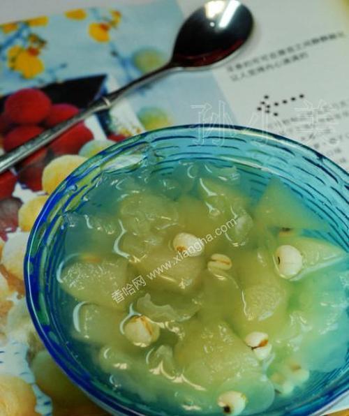 薏仁银耳羹怎么做？有哪些健康益处？
