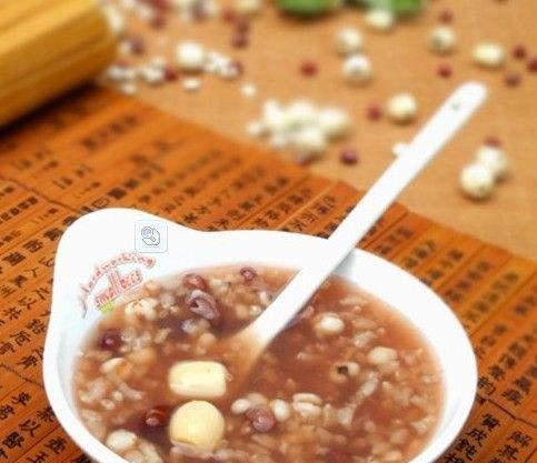 薏米红豆水怎么做？有哪些健康益处？