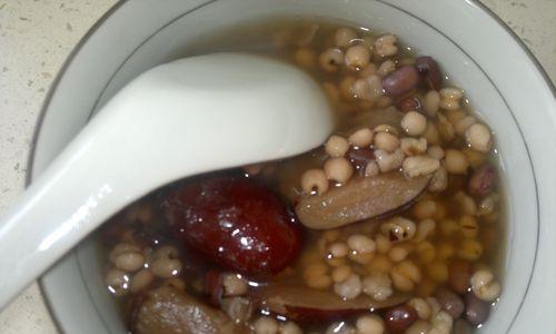 薏米红豆红枣粥的做法是什么？如何在家轻松制作？