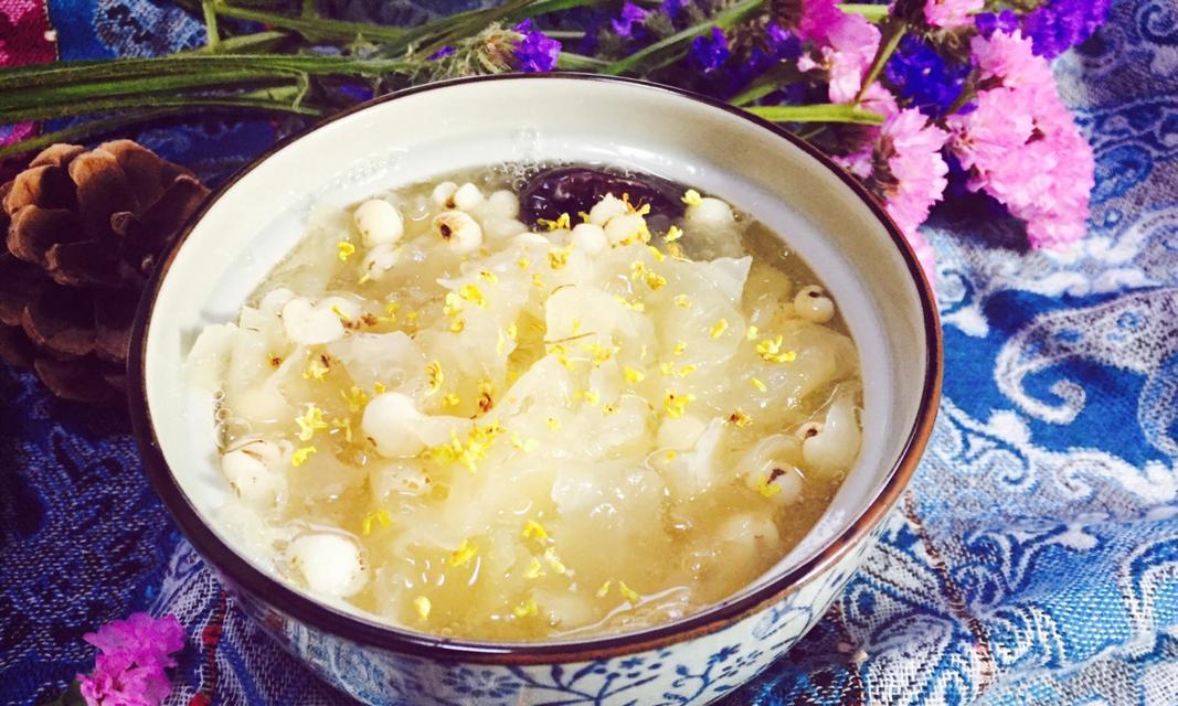 薏米百合莲子粥怎么做？有哪些健康益处？