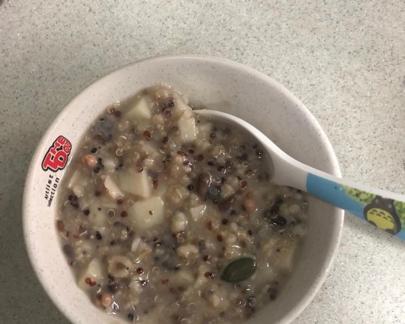薏赤小豆米粥怎么做？有哪些健康益处？