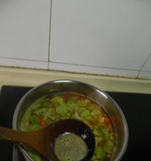 意大利蔬菜高汤怎么做？有哪些步骤和技巧？