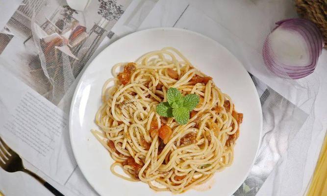 意大利肉酱面不放肉怎么做出美味？