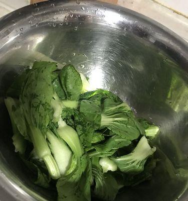 异国炖蔬菜的做法是什么？有哪些步骤和技巧？