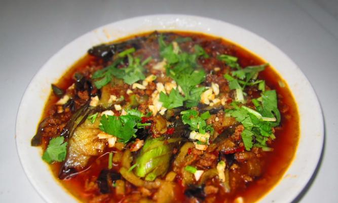 一盘糯茄子的做法是什么？如何做出美味的糯茄子？