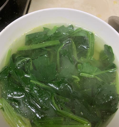 如何制作塑身减肥快炒海米菠菜？应季食材有哪些健康功效？