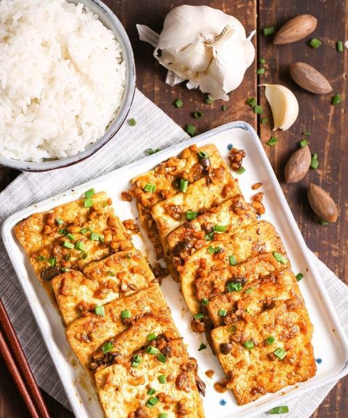 一口豆腐怎么做？简单易学的家常豆腐食谱是什么？