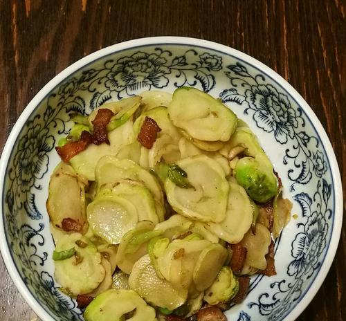 野香芥菜肉包怎么做？详细步骤和技巧是什么？