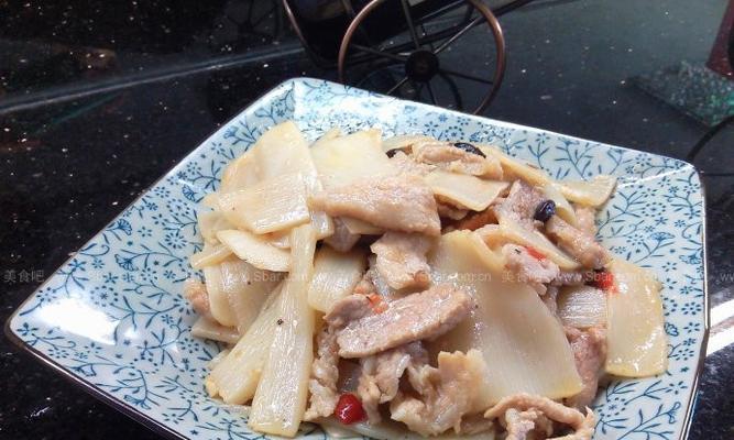 野笋炒咸菜怎么做？步骤和技巧有哪些？