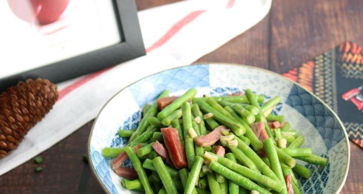 野蒜炒咸肉丝的做法是什么？如何炒出美味的野蒜咸肉丝？