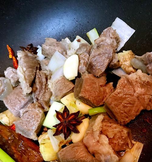 野生竹耳炒驴肉的做法是什么？如何确保口感鲜美？