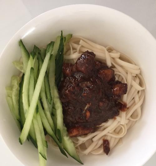 野生蘑菇炸酱面怎么做？有哪些独特步骤和技巧？