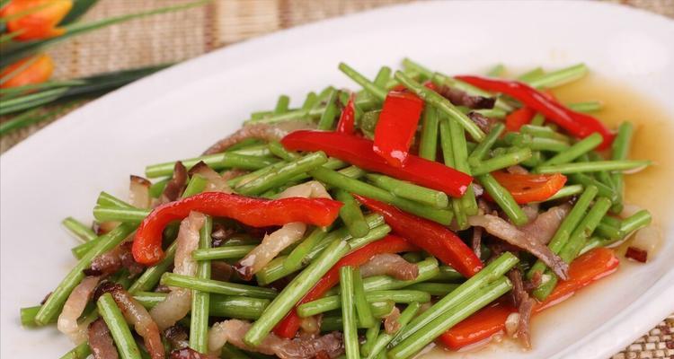 野生芦蒿炒肉丝怎么做？步骤和技巧有哪些？