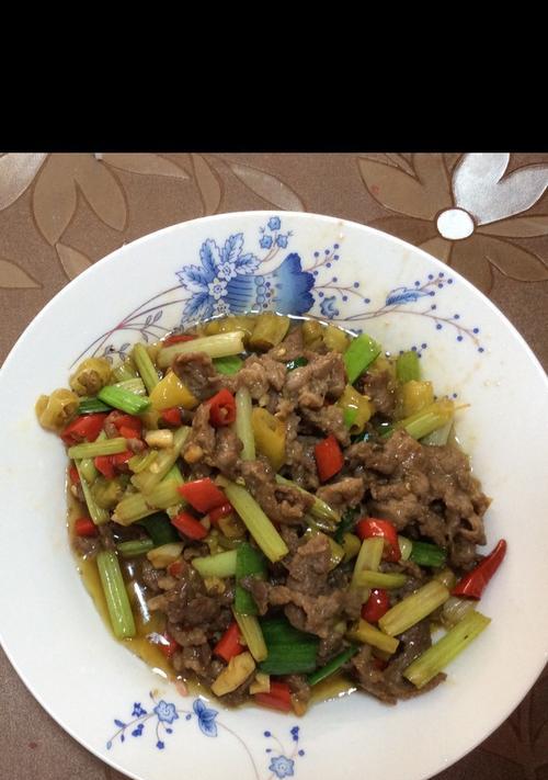 野山椒炒牛肉怎么做？步骤和技巧有哪些？