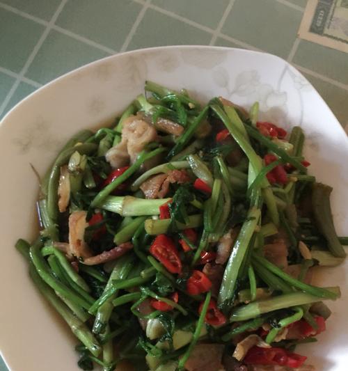 野芹菜叶豆腐汤怎么做？有哪些健康益处？
