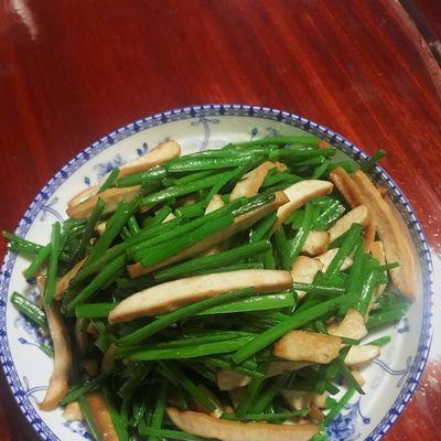 野韭菜苔回锅肉怎么做？步骤和技巧是什么？