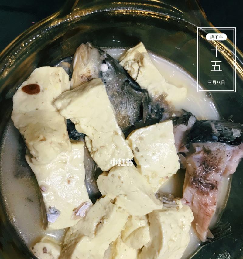 野鲫鱼老豆腐汤怎么做？有哪些步骤和技巧？