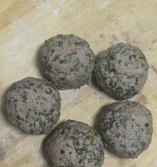 野菜饼的做法是什么？如何在家轻松制作健康美味的野菜饼？