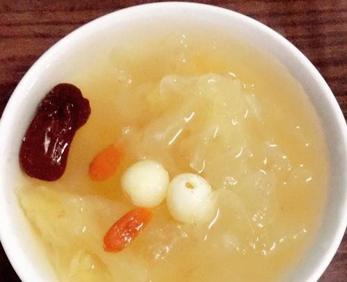 椰子银耳西米露羹怎么做？制作步骤和常见问题解答？