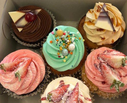椰子烤棉花糖夹心cupcake怎么做？步骤和材料是什么？