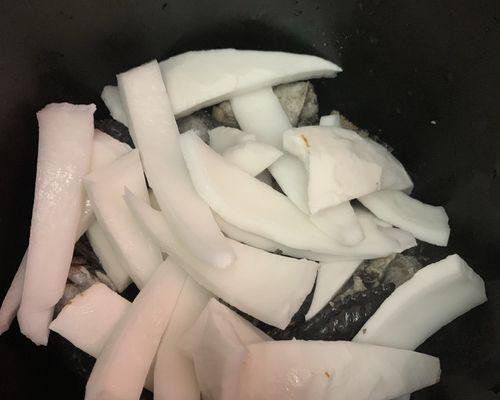 椰子煲乌鷄的做法是什么？步骤详解及常见问题解答？
