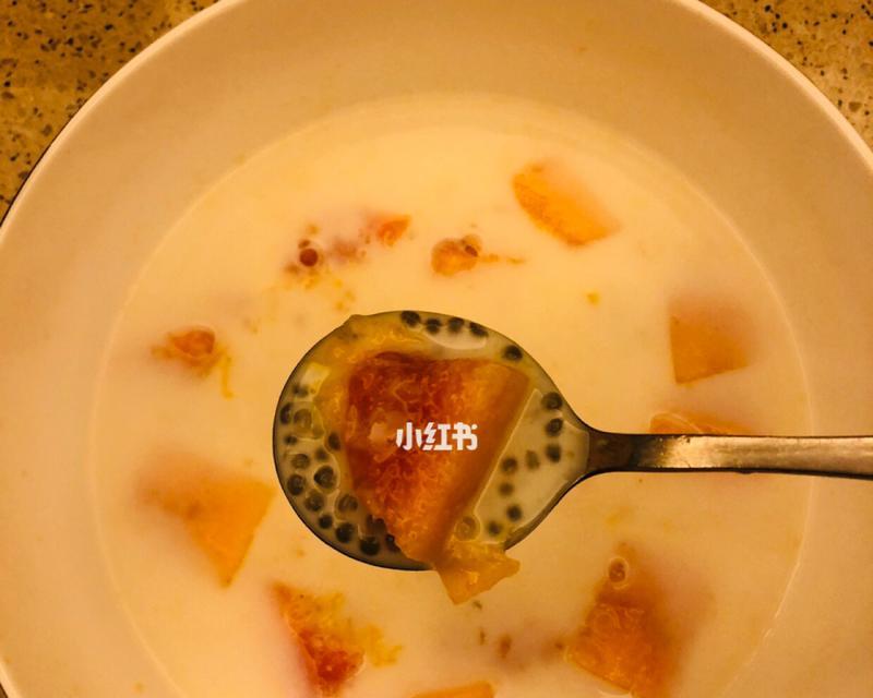 椰汁西米雪耳木瓜怎么做？步骤是什么？