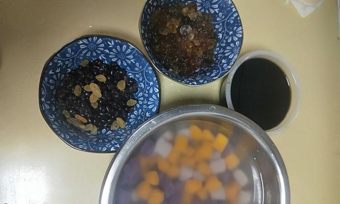 椰汁水果桃胶露怎么做？制作过程中有哪些常见问题？