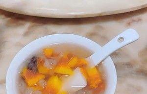 椰汁炖雪蛤怎么做？步骤和技巧有哪些？
