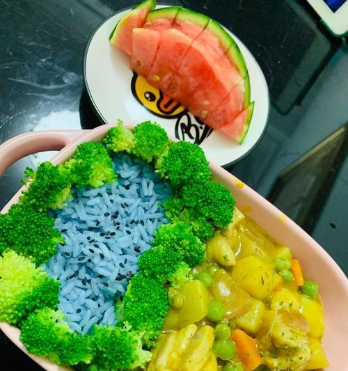 椰香米饭怎么做？简单易学的椰香米饭食谱分享！