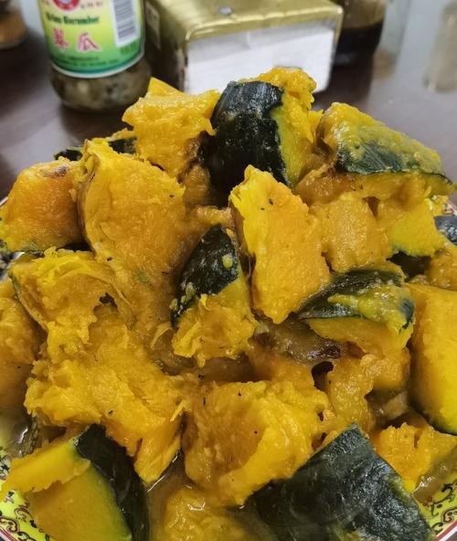 椰香焗南瓜怎么做？步骤和技巧有哪些？