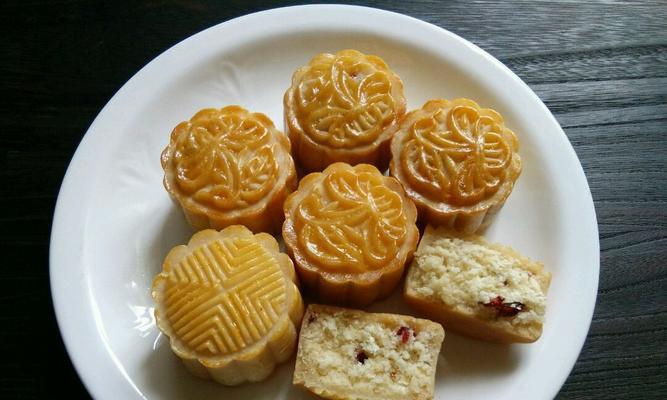 椰蓉蔓越莓馅月饼怎么做？月饼制作常见问题解答？