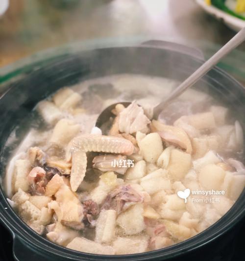 椰鸡清汤怎么做？有哪些步骤和技巧？