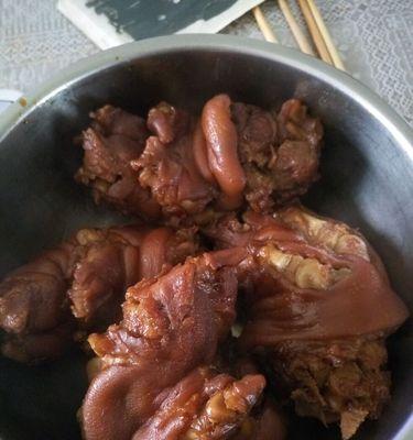 瑶柱粟米炖猪手的做法是什么？如何炖出美味的瑶柱粟米炖猪手？