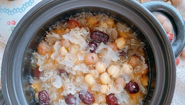 养颜糖水的做法是什么？有哪些步骤和材料？
