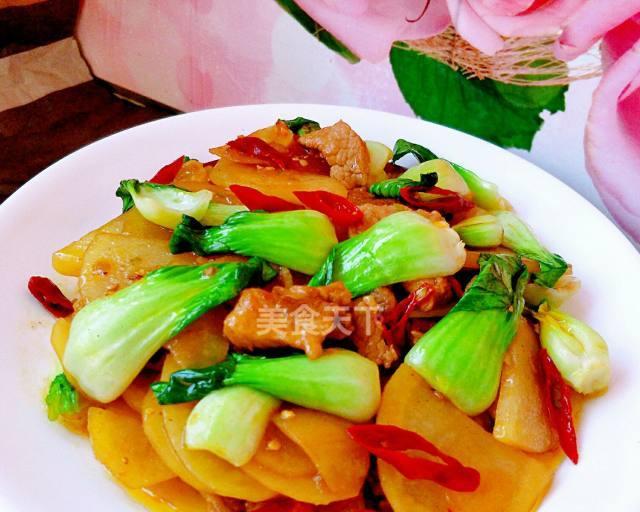 洋芋片炒肉丝的做法是什么？如何炒出美味的洋芋片炒肉丝？