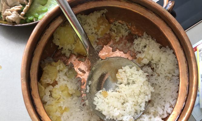 洋芋饭怎么做？简单易学的洋芋饭制作方法是什么？
