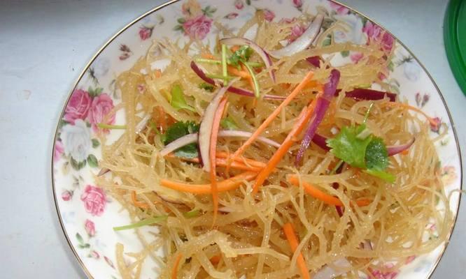 洋槐花小米粥怎么做？有哪些健康益处？