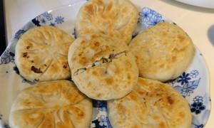 洋葱猪肉馅饼怎么做？有哪些步骤和技巧？