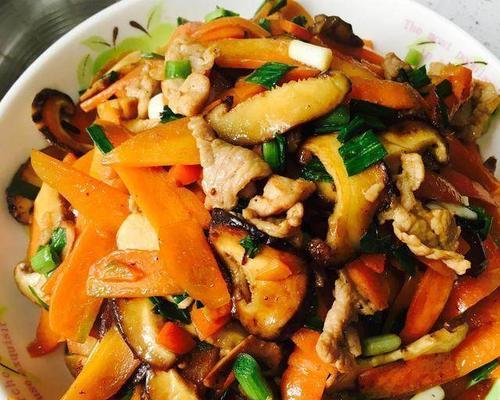 洋葱香菇炒肉怎么做？步骤和技巧有哪些？