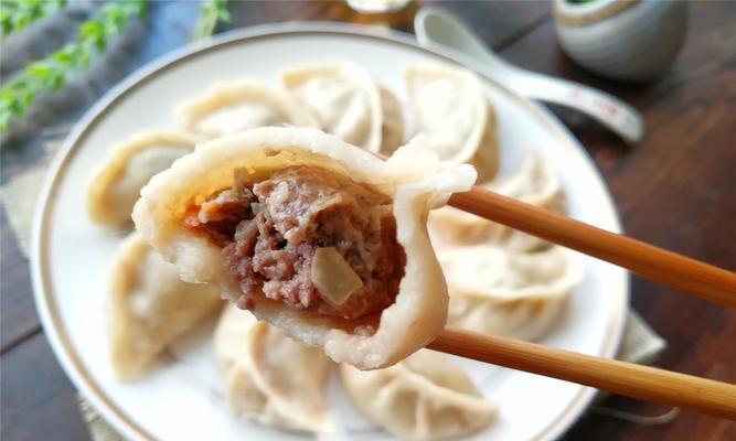 洋葱鲜肉饺子怎么做？有哪些步骤和技巧？
