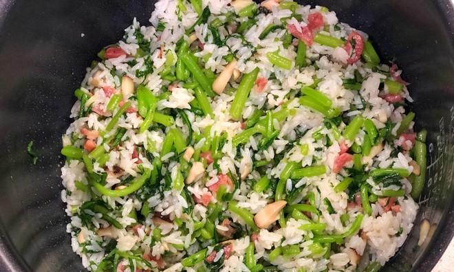 洋葱头拌咸肉菜饭怎么做？步骤和技巧有哪些？