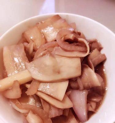 洋葱炝杏鲍菇的做法是什么？步骤详解如何做？