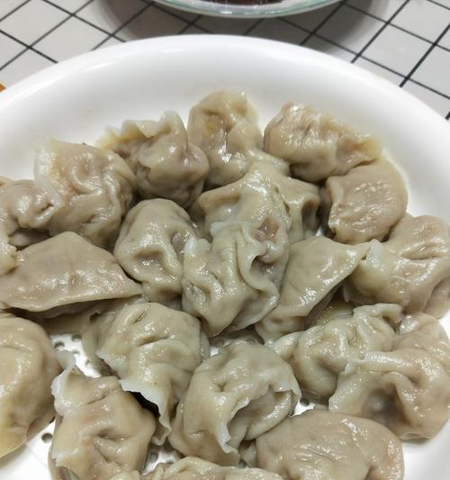 洋葱牛肉水饺怎么做？有哪些步骤和技巧？