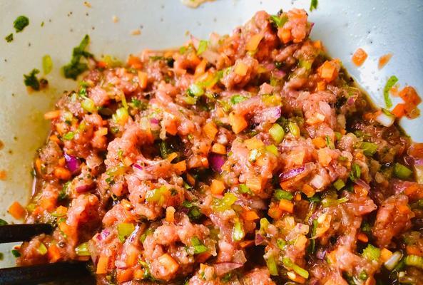 洋葱牛肉水饺怎么做？有哪些步骤和技巧？