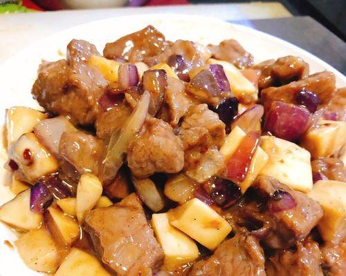 洋葱牛肉粒的做法是什么？如何做出美味的洋葱牛肉粒？