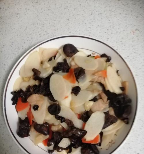 洋葱木耳炒土鸡蛋的做法是什么？步骤详解如何做？