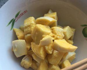 洋葱火腿炒馒头怎么做？步骤和技巧有哪些？