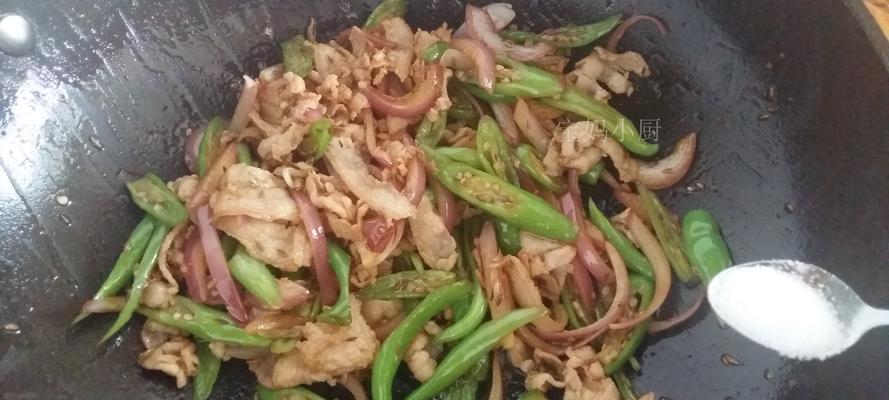 洋葱红烧肉怎么做？步骤详解和常见问题解答？